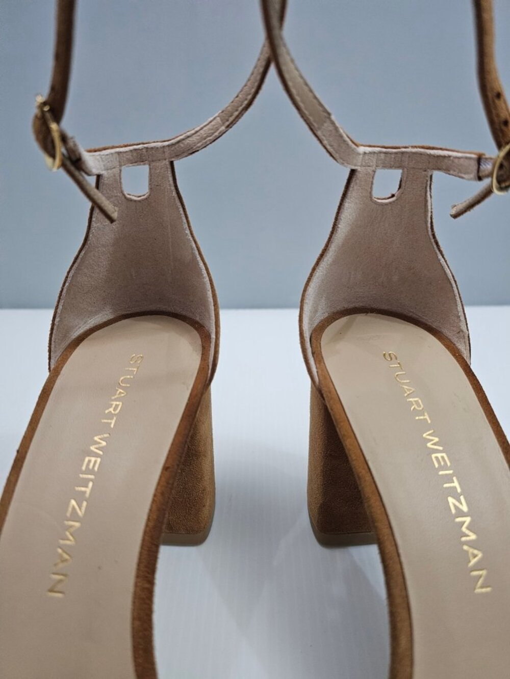 Stuart Weitzman Nudist Block 75 Sandal Womens 9.5 Caramel Brown Suede Block Heel - Picture 8 of 14